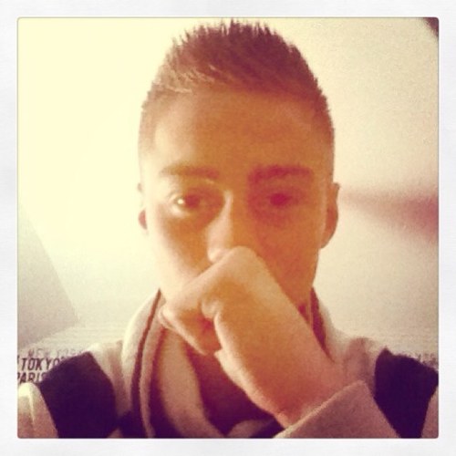 #TEAMNAPLES. Seul mon avis compte! Jaime voir les choses par moi meme ! #E❤