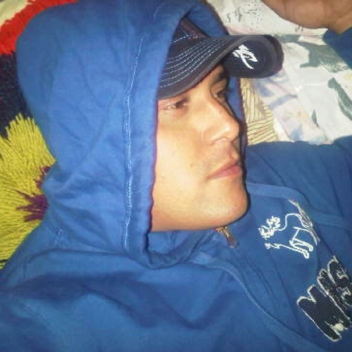 Sigueme y te sigo~Tengo Pin'Msn&Fb\Si quieres pidemelo si no .i. Recomiendame & tambn lo haré :*