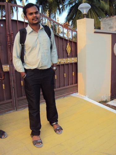 Devops Engineer, linux freak,loves to roam.