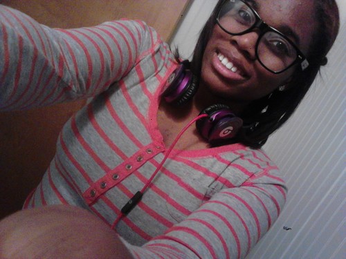 y... lol! s.n im chill