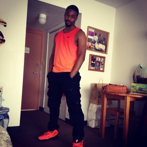 MahdTheGod's profile picture. #ballislife #nodaysoff #ND #teamDWADE #3 #flight #iPhone4s#LU16 #JonnyCupcakes