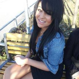 SefanaGabbana94's profile picture. J'prefere Courire a Ma Perte Que Galloper Deriere Les Gens. #TeamBBM