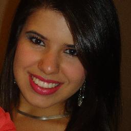 Nossαs dαdivαs sαo trαidorαs e nos fαzem perder o bem que 
poderiamos conquistar, se não fosse o medo de tentαr !