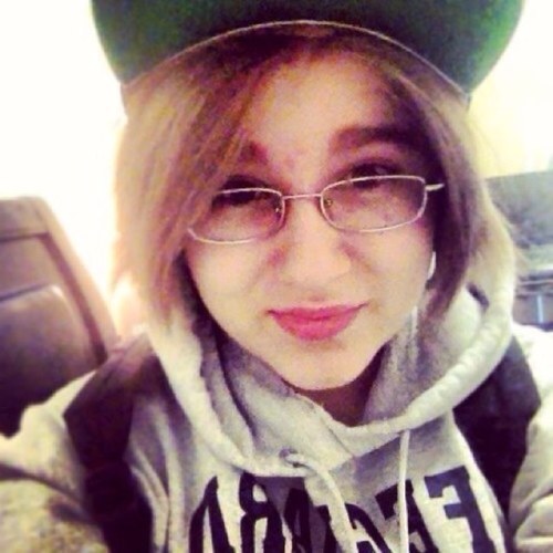 Im not an average girl. Love SnapBacks and Eminem. I have the craziest personality and im also the most loved. #followback Toronto