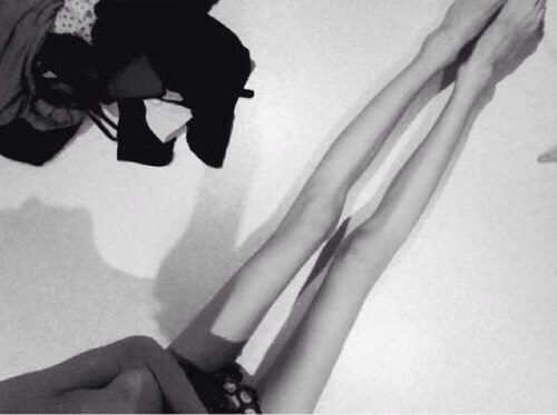 poundsandpain's profile picture. anxiety. depression. ED.