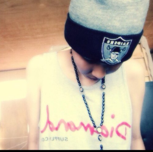 - Age 21 #ChicaqoBulls #FollowBack .