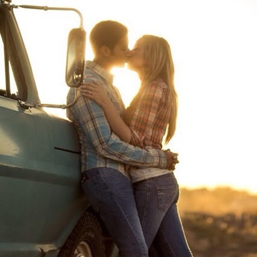 ClassyHoee's profile picture. If your looking for sweet, relatable tweets, foow me! I follow back! And shoutouts