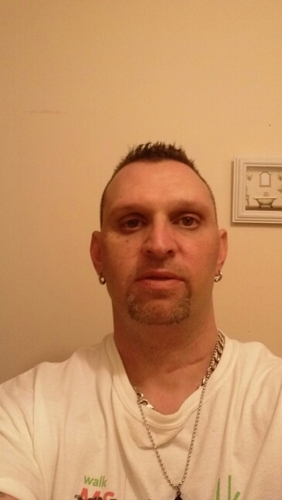nigro_steve's profile picture. i am a single dad with a wonder ful son i like going to the gym walks going out to diner movies and just stay at home with someone special and just relax
