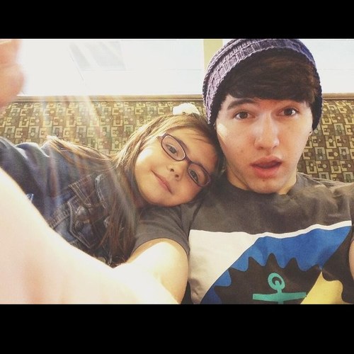 _JCCaylen's profile picture. Gemma & Edward