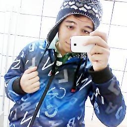 Prazer Thiago! Legal, Carinhoso, Inteligente, Corajoso, Simpatico, Amigo, Extrovertido, Teimoso, Sábio...