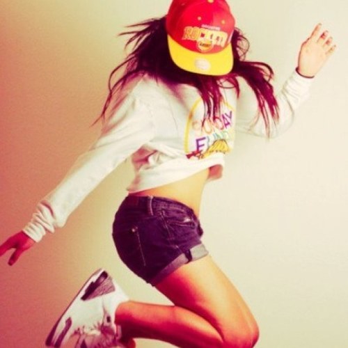 Official CrazyGirlNation Account.
 Cause we all a little crayyy