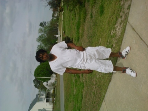 I do me..fwm...real nigga solo