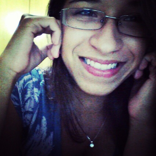 Brazil, 20, aquarium, a student of Tourism, electronic music, fan of Madonna and love NY.