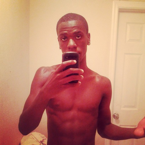 Ima Florida boii smoking on that arizona $M.F.O.B$ yall follow me ill be sure to follow bck ;)