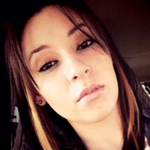 UndeniableL0VE's profile picture. 