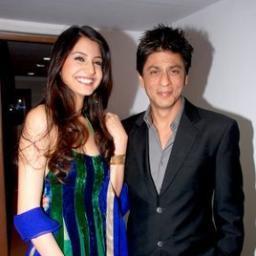 medurooo's profile picture. viva la revolution