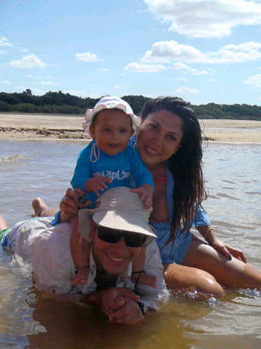 cecilo19's profile picture. 