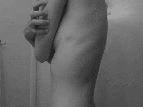 Im just a lost, broken, teenage girl ready to quit. All I really want is to be skinny.