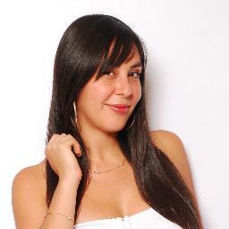 service design Diseñadora Senior Ux Ai Ui. me encanta la tecnología. soy Mañosa, monstruosa, muy alegre.