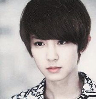 สวัสดีครับ #ยิ้ม ผมชานยอลผู้ชายร่างสูงที่พร้อมจะอยู่กับคุณตลอดเวลา ^^ มาหาผมสิครับ