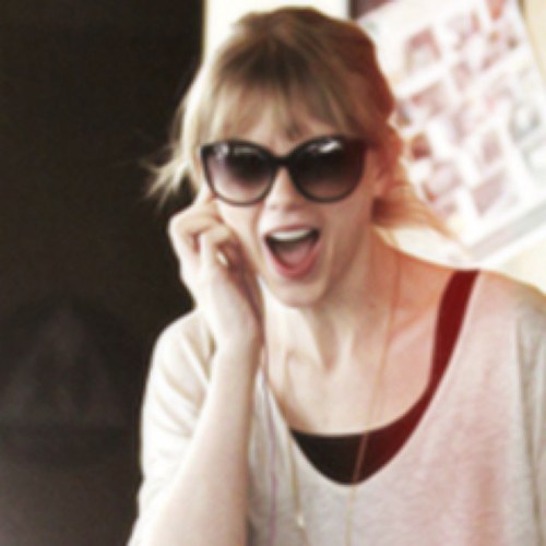 i'm not taylor swift but fuck i wish i was.