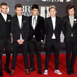 I am Directioner.  Folow me and I folow you back. I live in Slovakia.