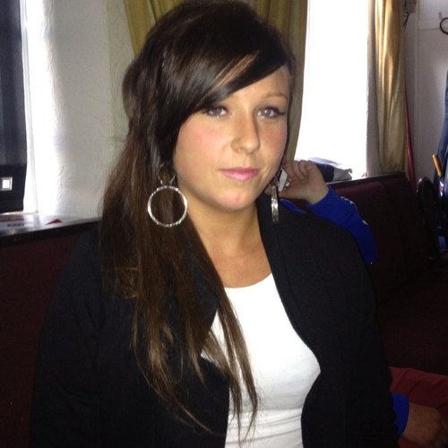 Hi im kelly im from rhymney, i got a gawjus lil boy named Riley x