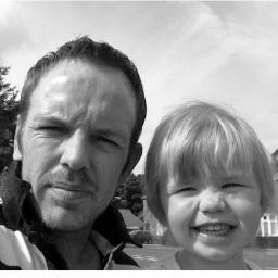 dad of 2 gals, forest fan, Flat Earth believer..truthseeker..ps4 gamer (fifa 17)