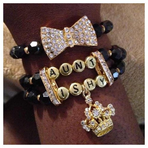 Cute trendy jewerly for girls. New to this twitter thing just try get my business out there.