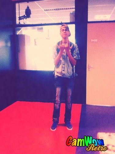 ♬ Get Money Or Stay Broke.                                             ♬ BroerenBovenHoeren                                   ♬ Team BangBang ♣