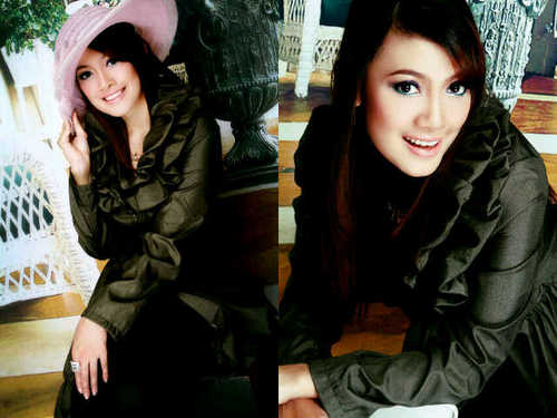 I'm perfect in my imperfections, happy in my pain,strong in my weaknesses,n beautiful in own way, i am 'Me ̴̴̴̴̴͡.̮Ơ̴͡