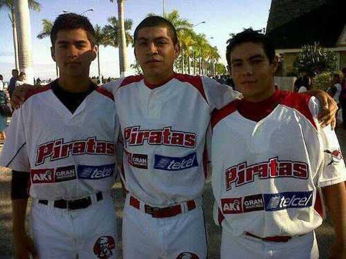 De familia beisbolera! Mi pasión el BEISBOL... mi motivación! TU