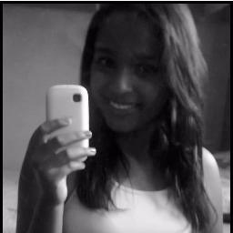 Deus vai me iluminar para que eu consiga ser a atriz que eu quero ' . sou determinada e sei que vou conseguir .. se não,levanto e tento de novo !