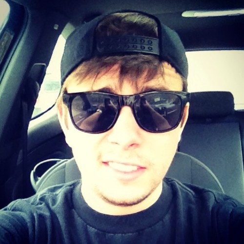 KyleCouillardd's profile picture. URI