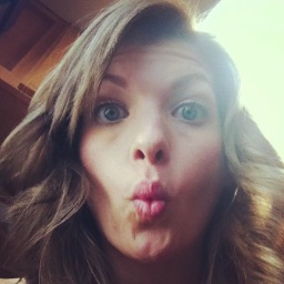 TheAmeliaRose's profile picture. Tweet tweet tweet