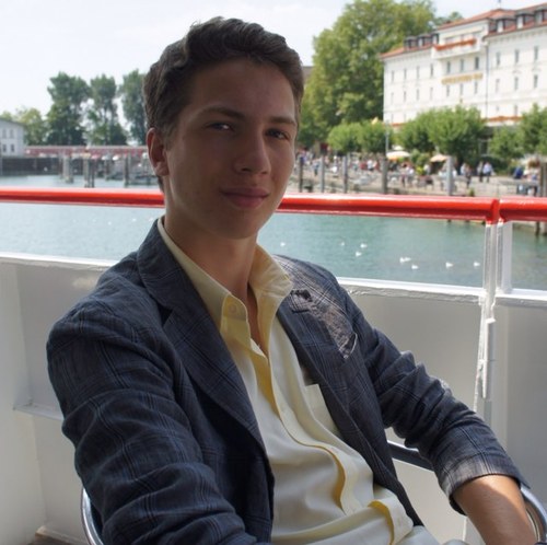 Nicholas_U30's profile picture. 