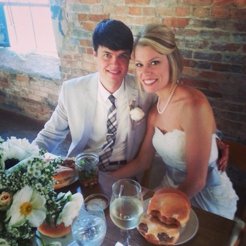 Married to @ameincke, LFR Development Coordinator, UGA graduate. 1 Peter 4:8-11