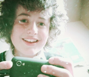 follow me ill follow back!!!!
