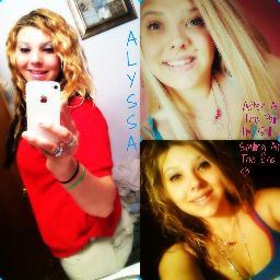I`m 17 & Very Open Minded ! Well Just FOLLOW ME & I`ll Follow You Bck ! 3