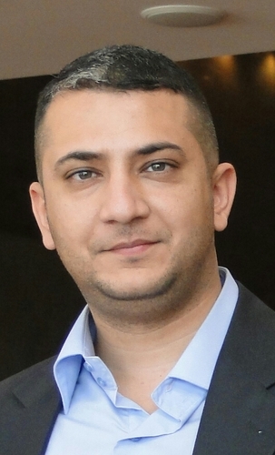 ‏اعتزل مايؤذيك ...عمر الفاروق