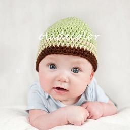 Hijo de Tania y Robert. Hermano de una princesa llamada Clara y de un grandullón llamado Joel. Amo a mi familia por encima de todo,