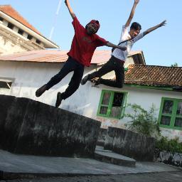 Nhi_Dhe's profile picture. to LIVE and DIE in nagari 
NGAYOGYOKARTO HADININGRAT