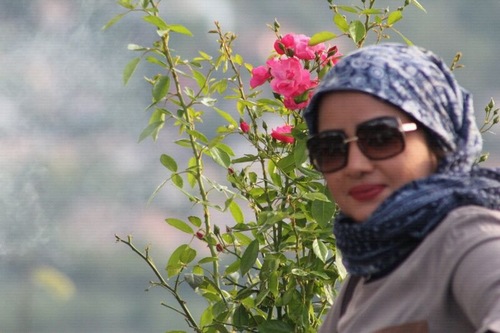 lowalo80's profile picture. ‏‏عز نفسك لا يهينك .. داري في صدرك حنينك