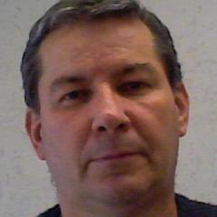 Varón, sesenta y cuatro años, 41 años de casado, cinco hijos, seis nietas, predicador del evangelio del Señor Jesucristo.