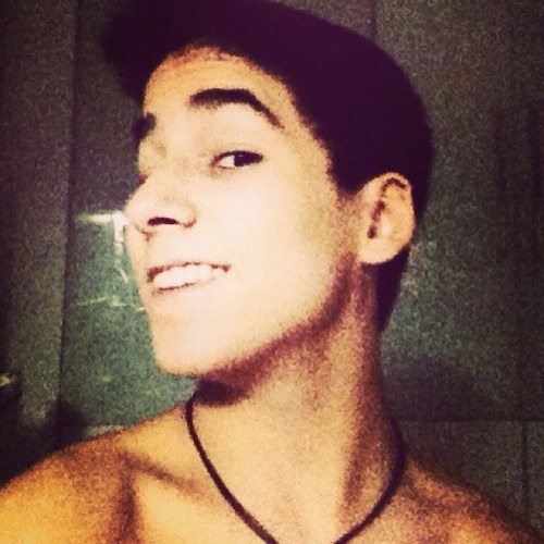 Ei, desiste não. Se tá difícil é porque vale a pena... ✌ Intagram: @Nelsiinho