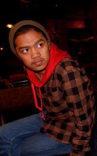 Yahyvewea's profile picture. It’s a terrible thing, isn’t it, the way we throw people away?