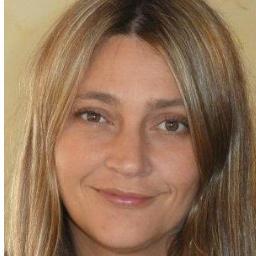 Jornalista, assessora de comunicação da Bancada do PSB na ALRS, mãe da Giulia e do Arthur