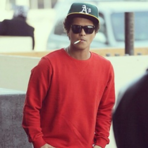WeAreHooligans_'s profile picture. Always support @BrunoMars ♥                       Instagram; WeAreHooligans ♥