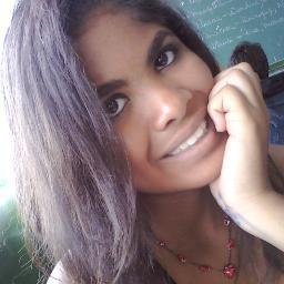 Uma menina que antes de ser uma louka pelo @Mateusjm é louka por #Deus