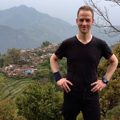 Mitarbeiter Versicherungsbranche - Elternsprecher - Aufsichtsrat- Hauptschöffe Amtsgericht - Reservist - Friend of🇳🇵